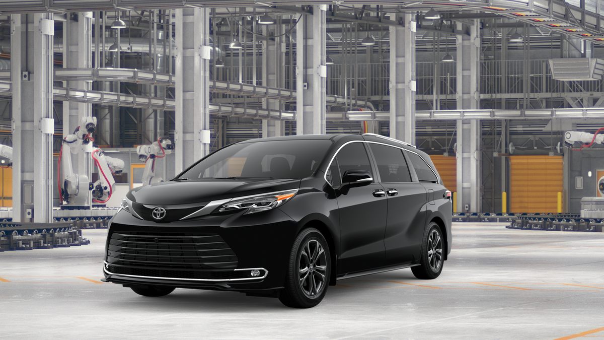 2026 Toyota Sienna Platinum in Midnight Black Metallic — front three-quarter view