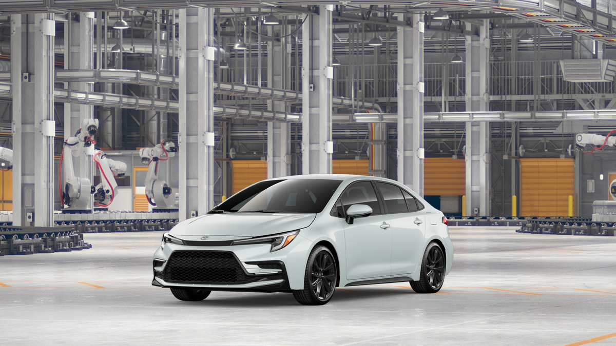 2026 Toyota Corolla SE in Wind Chill Pearl — front three-quarter view