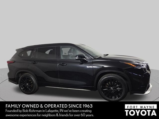 2025 Toyota Highlander — detail view